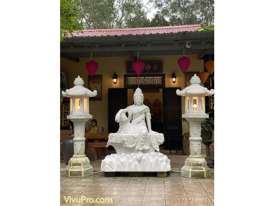 Tượng Phật Quan Âm Ngồi Tự Tại Đá Trắng