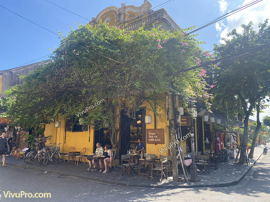 cafe moments hội an